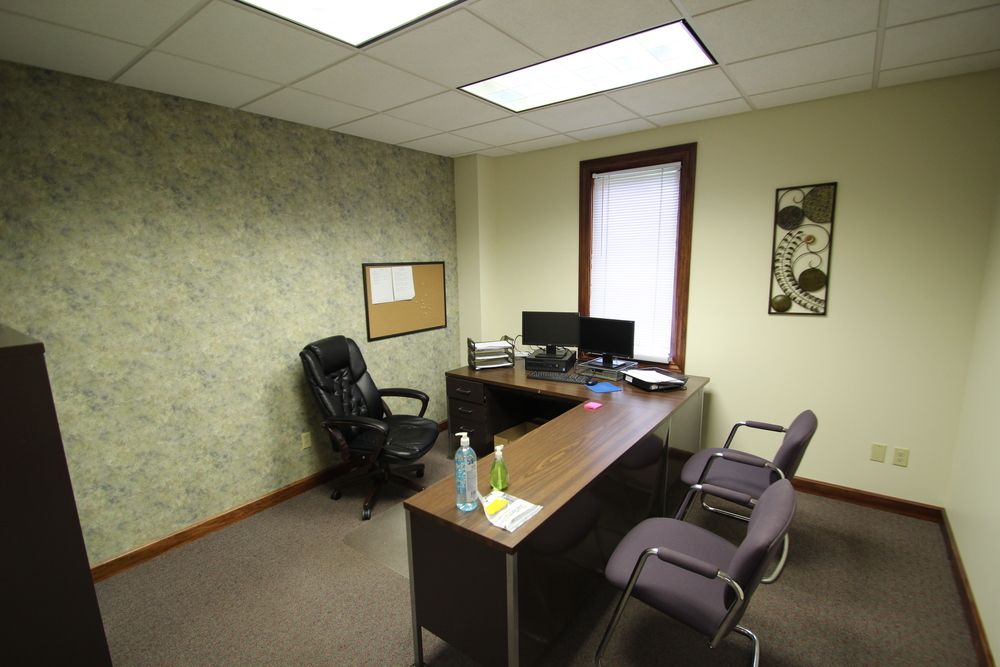 161 Northwest Ave, Tallmadge, OH 44278